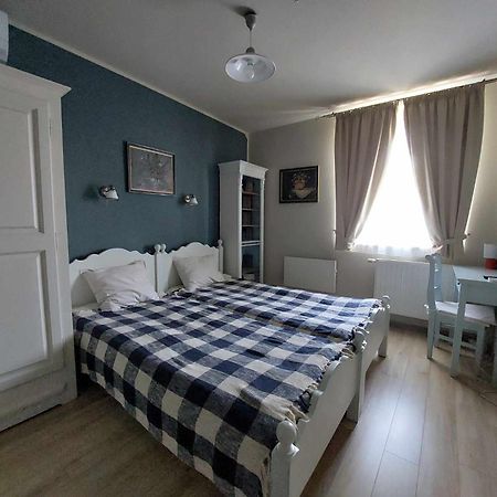 Bed and breakfast Fogado A Patkolokovacshoz Vendeghaz Szekszárd Extérieur photo